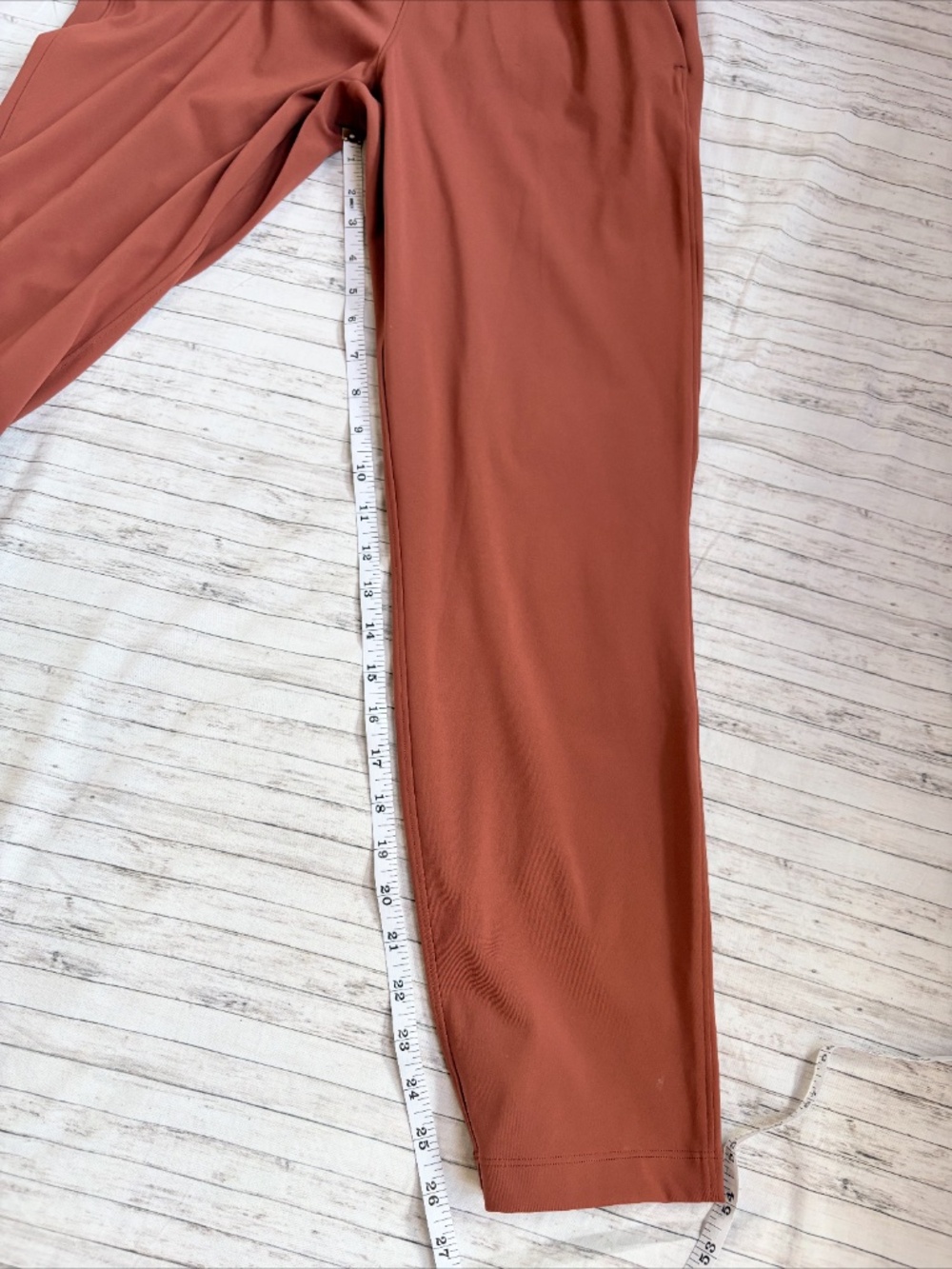 Lululemon On the Fly 7/8 Pants Rust Orange Drawstring - Picture 8 of 9
